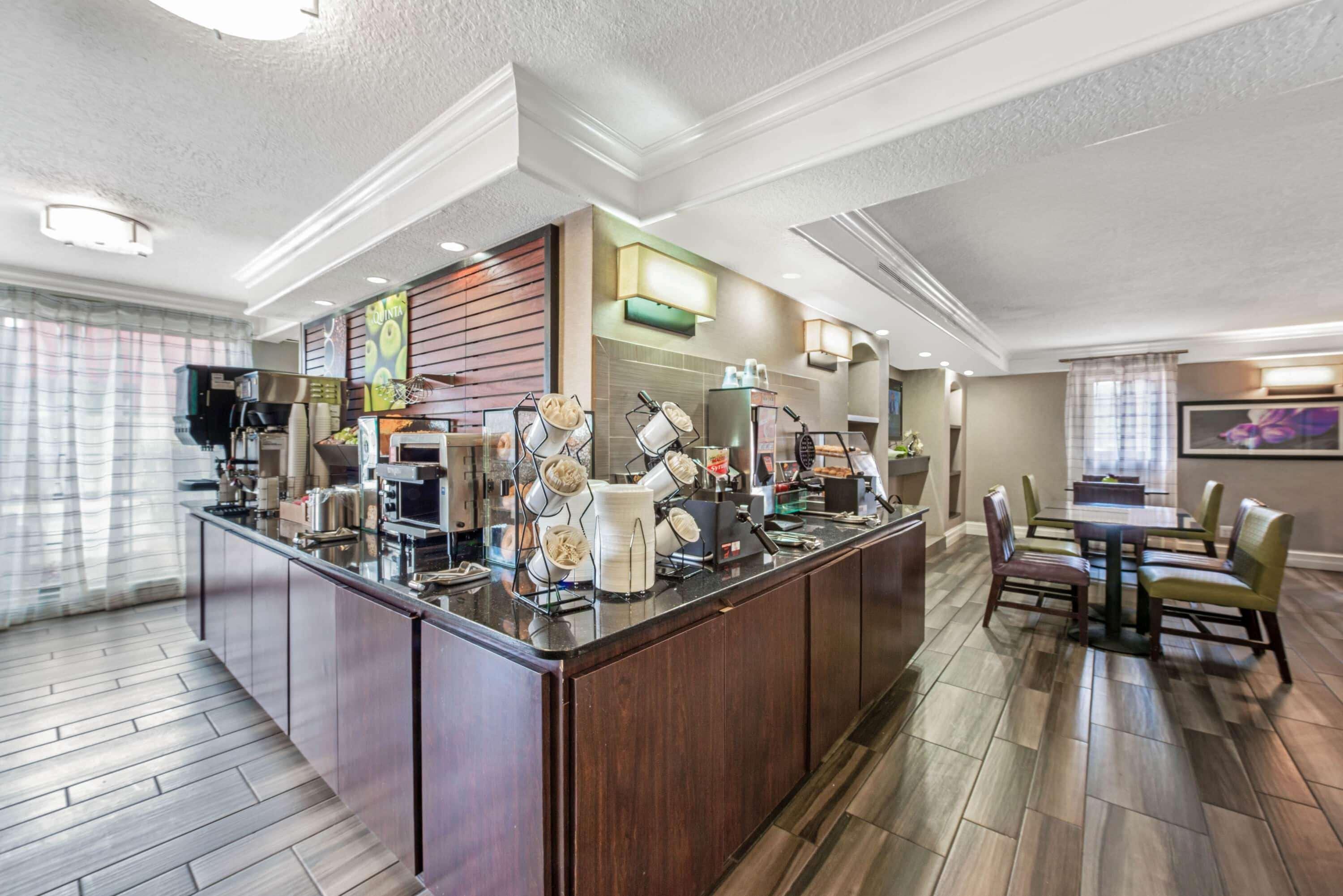 La Quinta Inn By Wyndham Miami Airport North Miami Springs Екстериор снимка