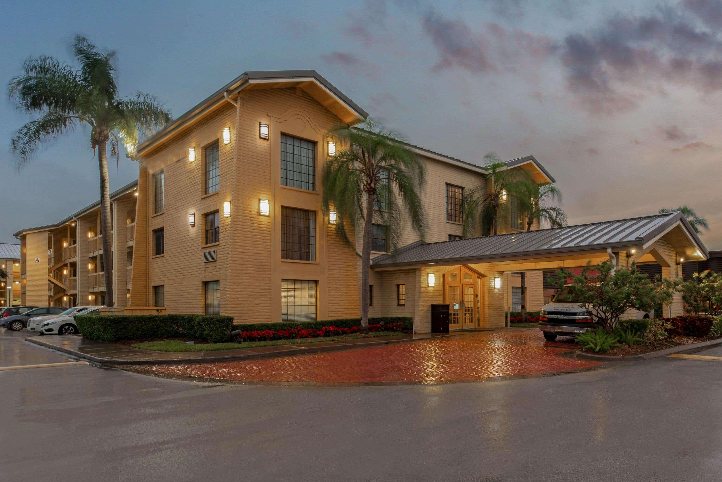 La Quinta Inn By Wyndham Miami Airport North Miami Springs Екстериор снимка