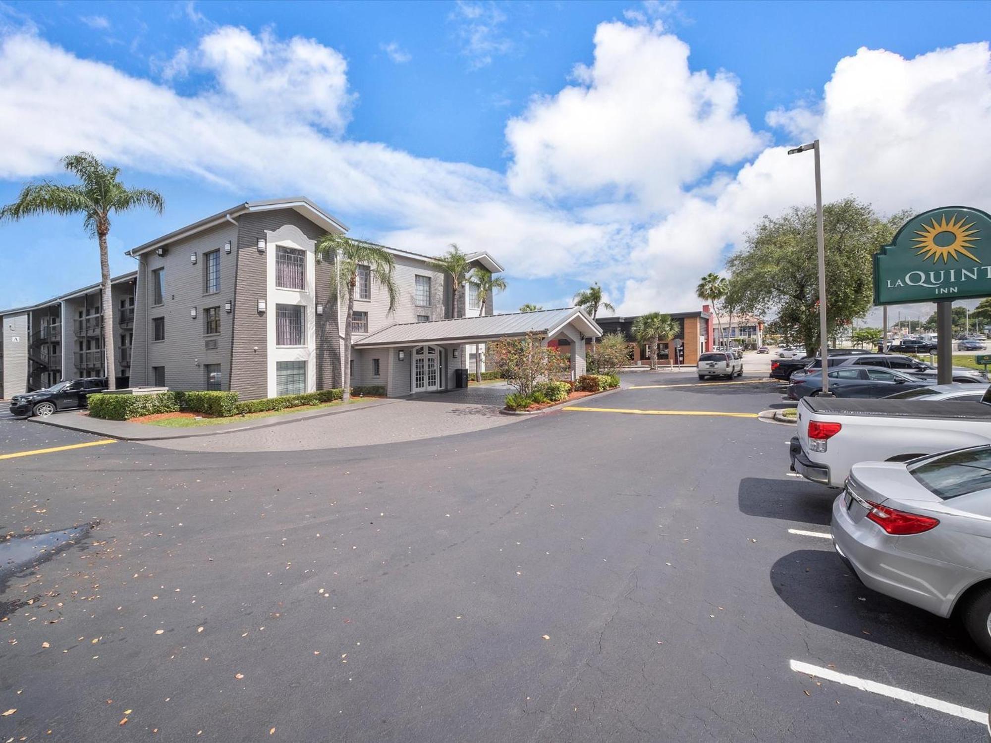 La Quinta Inn By Wyndham Miami Airport North Miami Springs Екстериор снимка