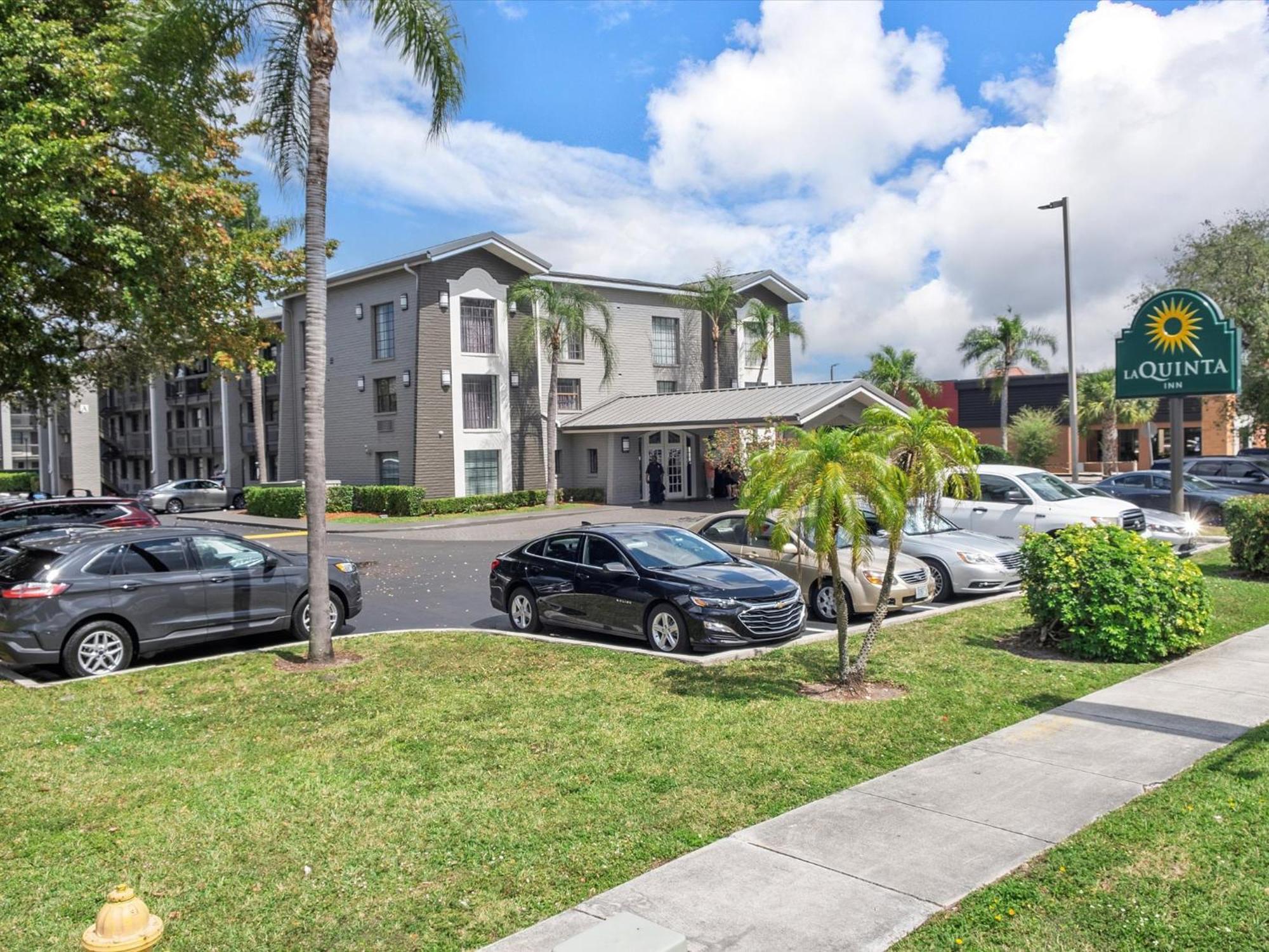 La Quinta Inn By Wyndham Miami Airport North Miami Springs Екстериор снимка