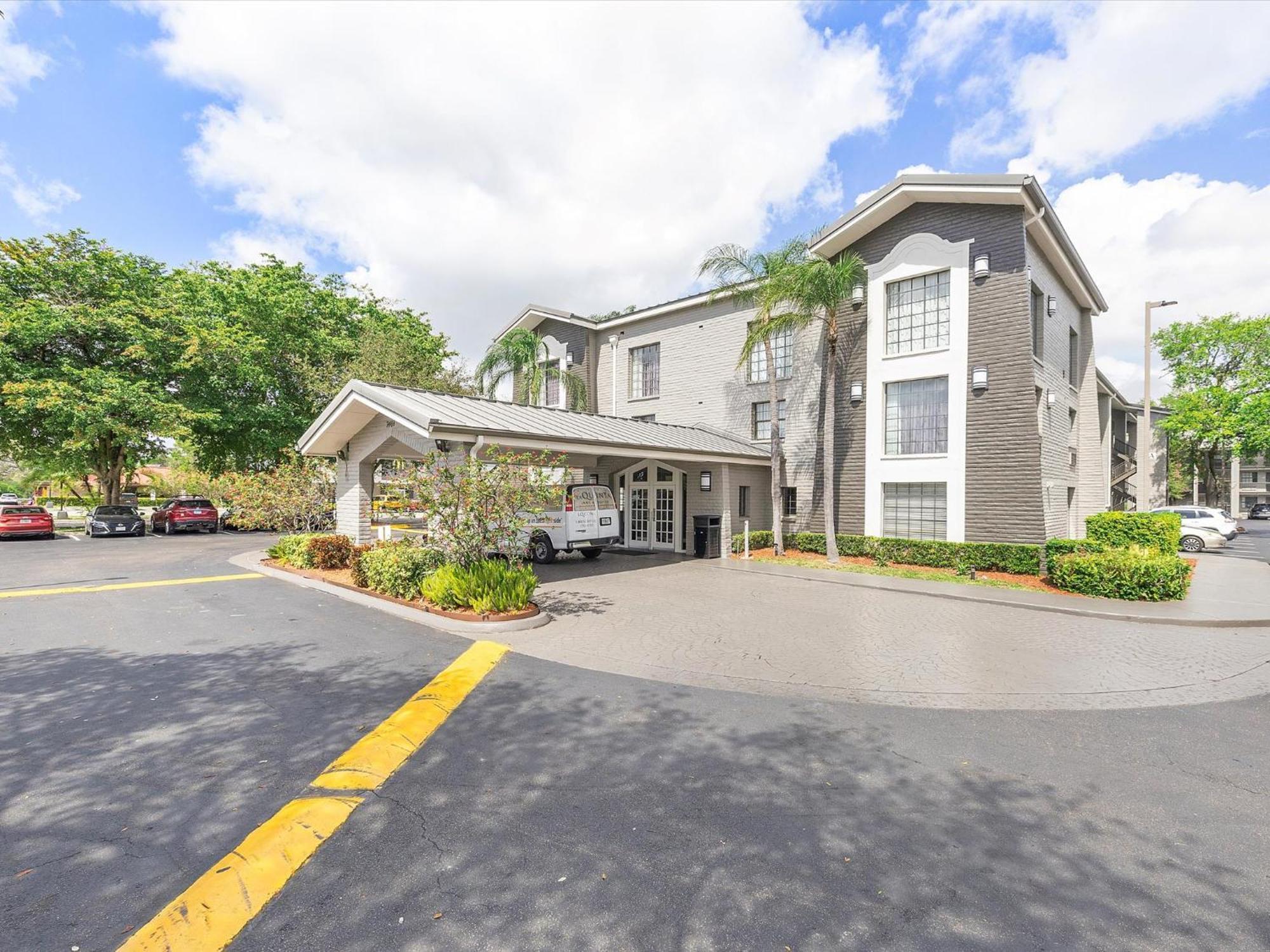 La Quinta Inn By Wyndham Miami Airport North Miami Springs Екстериор снимка