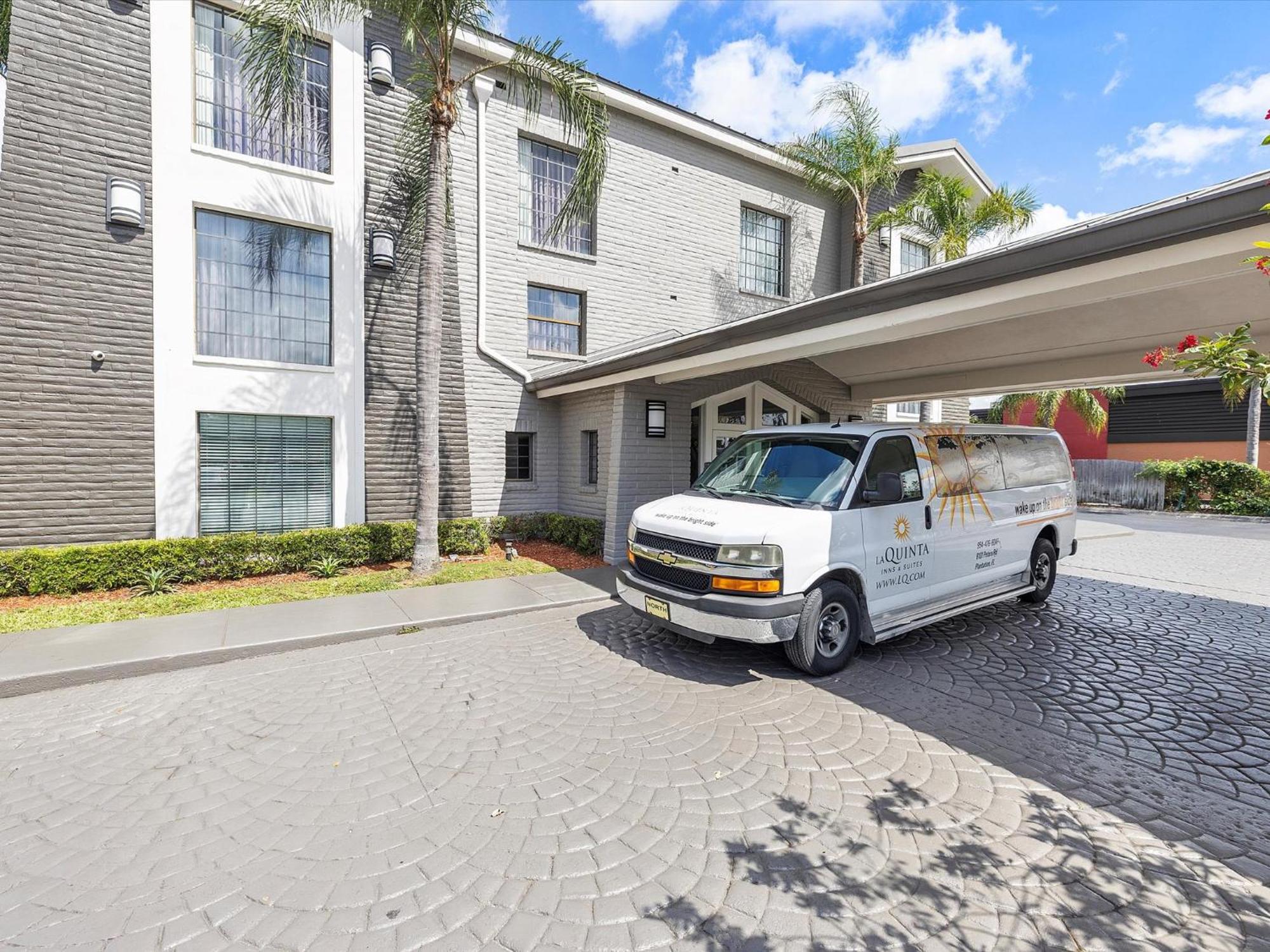 La Quinta Inn By Wyndham Miami Airport North Miami Springs Екстериор снимка