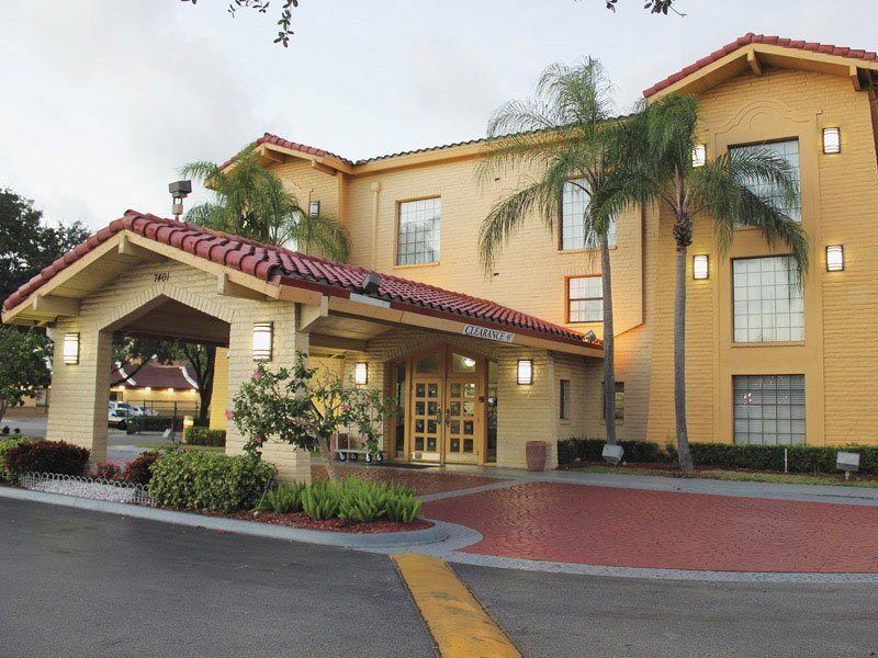 La Quinta Inn By Wyndham Miami Airport North Miami Springs Екстериор снимка